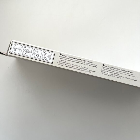 Ravioli Mold Set in Original Box - Picture 7 of 8